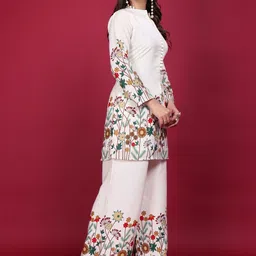 JJ Handloom Floral Embroidered Mandarin Collar Thread Work Pure Cotton Kurta With Palazzos image 4