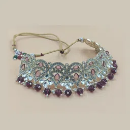 Women Click Gold-Plated Stone Studded & Beaded Jewellery Set image 4