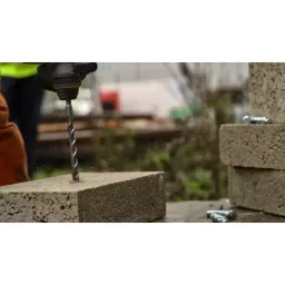 Starrett SDS Plus Series Carbide Tipped SDS Plus Drill Bit 10 mm Diameter 460 mm Overall, KBPS10E image 4