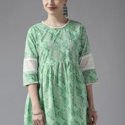 Amirah s Green Ethnic Motifs Print Lace Inserts Pure Cotton A-Line Tunic-image-14