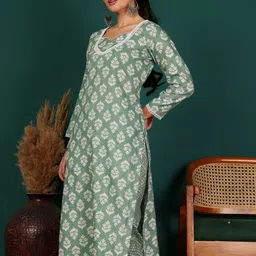 Lative Colours of Fashion Women Floral Yoke Design Regular Beads and Stones Pure Cotton Kurta with Trousers image 3