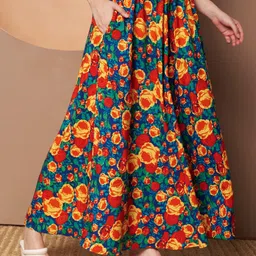 ZWERLON Women Floral Printed Flared Palazzos image 2