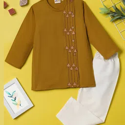 Desi Soota Cotton Woven Full Sleeves Leaves Embroidered Kurta Pyjama Set - Mustard-picture-38