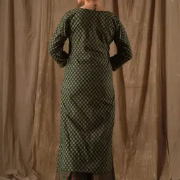 Peach Petals Women Ethnic Motifs Printed Regular Thread Work Kurta with Trousers & With Dupatta image 4