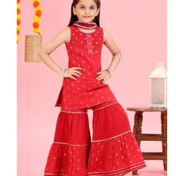MASTARANG Cotton Woven Sleeveless Floral Embroidered & Lace Embellished Kurti Sharara With Dupatta Set - Red-picture-13