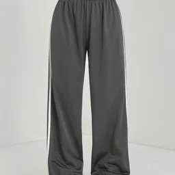 glitchez Women Slouchy Straight Fit Cotton Mid-Rise Flat-Front Parallel Trousers image 2