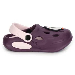 TRUFFLE COLLECTION Colour Blocked Perforated Clogs With Penguin Charms - Purple image 5