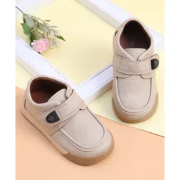 Cute Walk by Babyhug Formal Shoes With Velcro Closure - Grey-picture-20