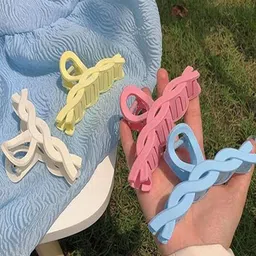 Xivir Women Set of 4 Claw Clip image 3