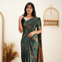 Aldwych Ethnic Motifs Zari Woven Banarasi Saree image 2