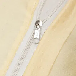 SOKNACK Cream-Coloured Set of 2 Geometric Velvet Square Cushion Covers image 2