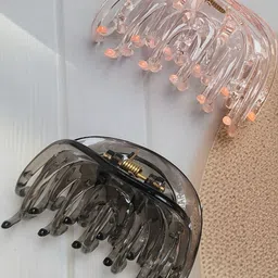 DIVASTRI Women Set of 4 Multicolored Glossy Finish Plastic Hair Claw Clips image 3