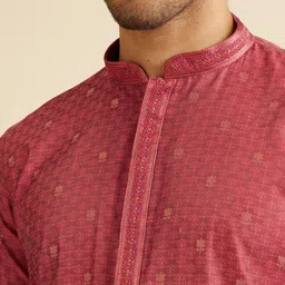 Manyavar Men Regular Sequinned Kurta with Pyjamas image 3