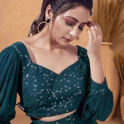 PARROT CREATION Floral Embroidered Sweetheart Neck Crop Top With Palazzos image 3