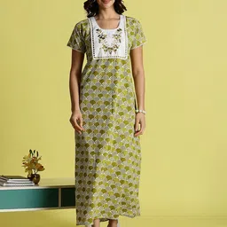 9shines Label Women Ethnic Motifs Printed Pure Cotton Maxi Nightdress-image-47