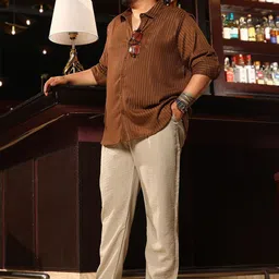 Instafab Plus Comfort Self Design Striped Spread Collar Long Sleeves Shirt image 3