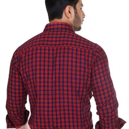 Marc Laurent Men Comfort Cutaway Collar Shepherd Checked Cotton Casual Shirt image 5