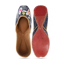 NR BY NIDHI RATHI Embellished Square Toe Ethnic Navy Blue Juttis image 2