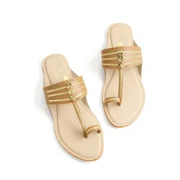 Chaal Chalan Xari Tan Kolhapuris image 5