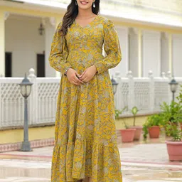 Divena Women Floral Printed V Neck Gathered or Pleated Fit & Flare Maxi Dress image 2