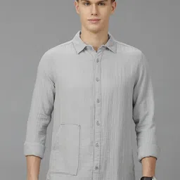 Voi Jeans Men Classic Spread Collar Solid Cotton Slim Fit Casual Shirt-picture-27