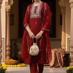 House of Pataudi Embroidered Round Neck Kurta & Trousers with Dupatta Set-picture-25