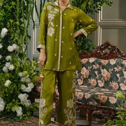 House of Pataudi Embroidered Shirt Collar Chinnon Tunic With Palazzo-image-79