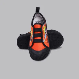 Kids Ville Boys Naruto Printed Casual Shoes image 3
