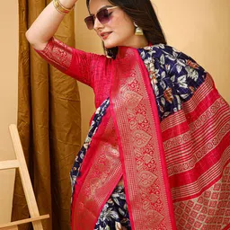 Anouk Rustic Floral Zari Silk Blend Sungudi Saree image 3