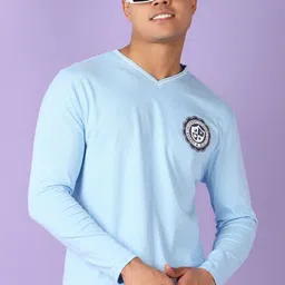 LIMEROAD Men Printed V-Neck Applique T-shirt image 4