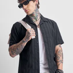 HIGHLANDER Men Relaxed Fit Textured Cuban Collar Cotton Casual Shirt-picture-39