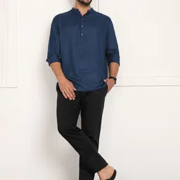 HERE&NOW Self Design Twill Weave Mandarin Collar Straight Short Kurta image 3