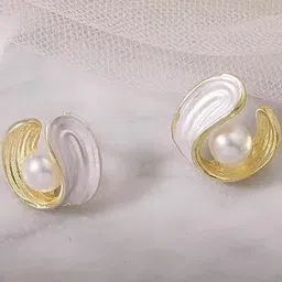 ONUYX Circular Pearl Studs Earrings-picture-51