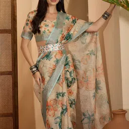 Desi Fusion Floral Printed Saree Wtih Blouse Piece image 4