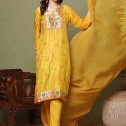 HARIKS Women Ethnic Motifs Embroidered Regular Kurta with Trousers & With Dupatta-image-13