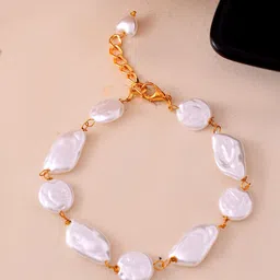 Silvermerc Designs Gold-Plated Pearls Beaded Link Bracelet image 1