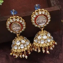 House of Pataudi Gold-Plated Artificial Stones and Beads Jewellery Set image 3