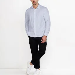 Celio Men Classic Fit Spread Collar Solid Cotton Casual Shirt image 5