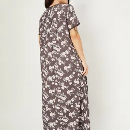 max Nightdress image 2