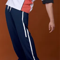 Yazole Men Relaxed Fit Mid-Rise Trousers image 5