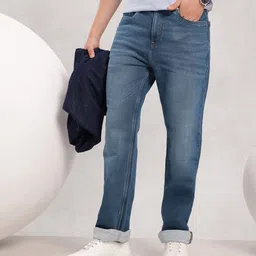 Nautica Men Relaxed Fit Mid-Rise Light Fade Stretchable Jeans-picture-39