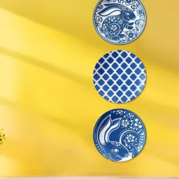 THE QUIRKY HOME 3Pcs White & Blue Oceanic Echoes in Porcelain Printed Ceramic Wall Decors-image-18