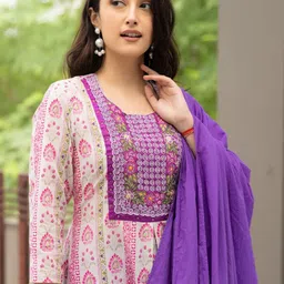 Anni Designer Women Floral Printed Kurta with Trousers & Dupatta image 2