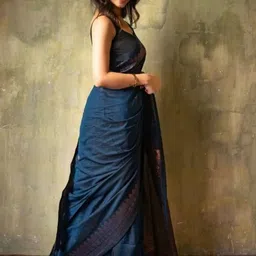 Dinesh Ethnic Traditional Wear Ethnic Motifs Silk Blend Handloom Saree image 2