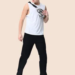 COMFITS Men Classic Jeans image 4