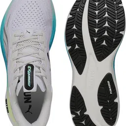 puma Magnify NITRO 3 Running Shoes For Men image 5