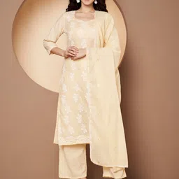 Poshak Hub Women Floral Embroidered Regular Thread Work Kurta with Palazzos & With Dupatta-image-39