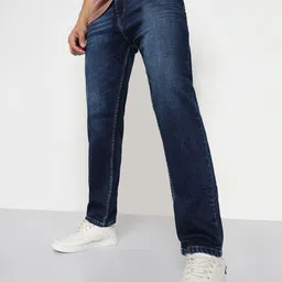 SHOWOFFFF Men Comfort Slim Fit Low-Rise Heavy Fade Whiskers and Chevrons Cotton Jeans image 5