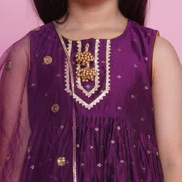 Little Bansi Girls Floral Embroidered Thread Work Pure Silk Kurta with Palazzos & Dupatta image 2