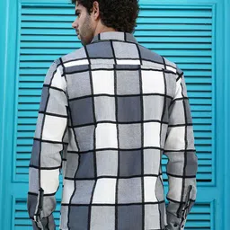 Campus Sutra Men Classic Checked Casual Shirt image 4